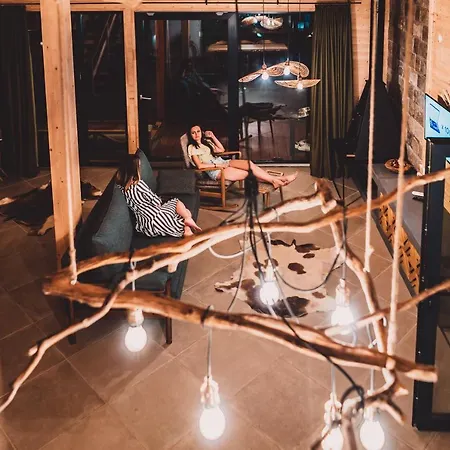 Dakota Forest Retreat * Tsigov Chark