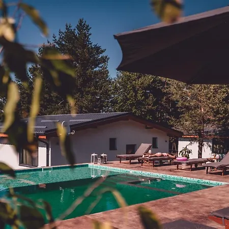 ヴィラ Dakota Forest Retreat *