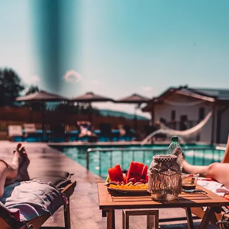 Dakota Forest Retreat ツィゴフ・チャルク