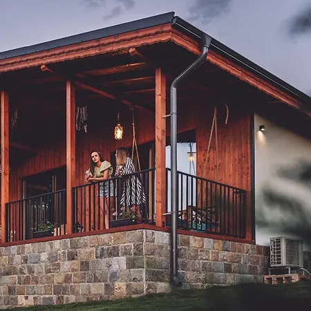 Dakota Forest Retreat *