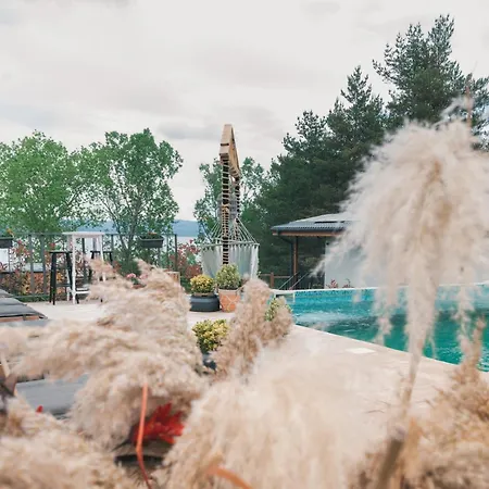 Dakota Forest Retreat ヴィラ *