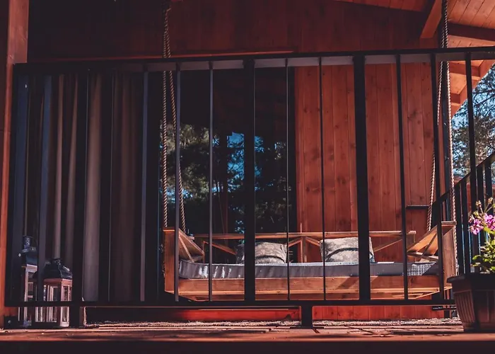 Villa Dakota Forest Retreat *