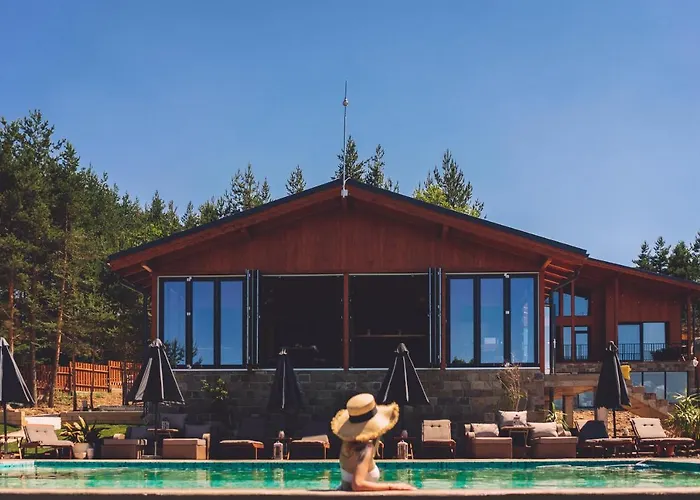 Villa Dakota Forest Retreat *