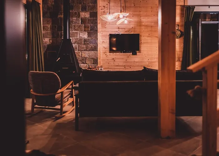 Villa Dakota Forest Retreat *